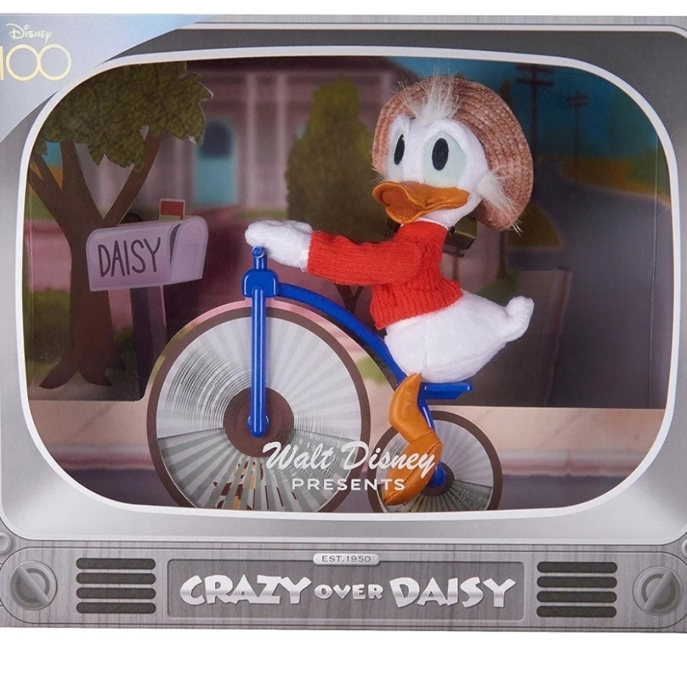 Disney 100 Years of Wonder “Crazy Over Daisy” Donald Duck Plush: NEW IN BOX